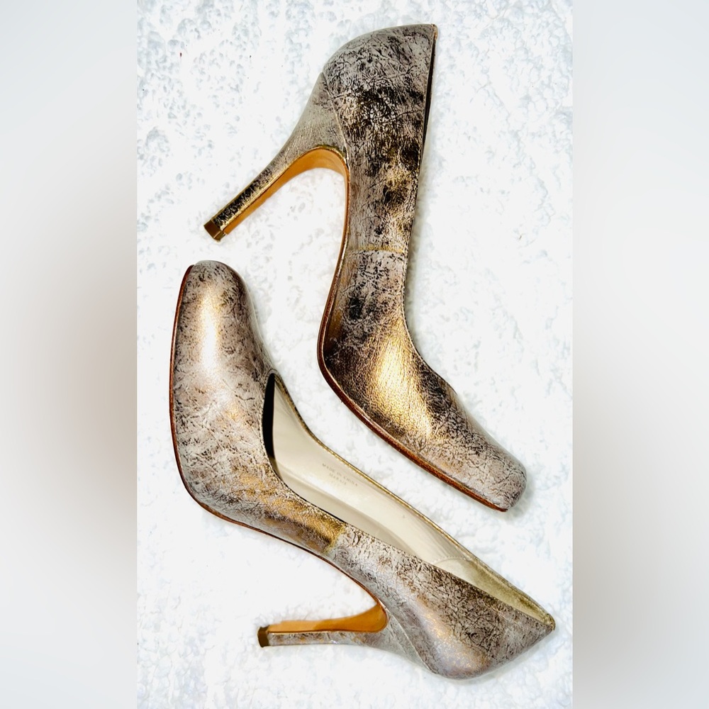 Maxstudio pumps.  Metallic gold color.